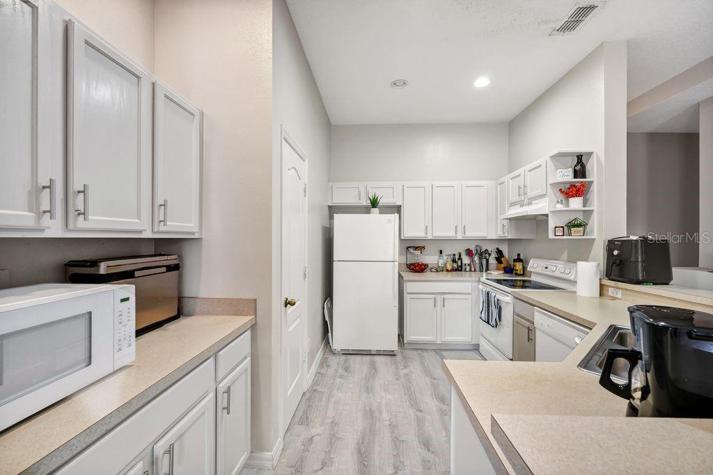 Image 8 of 30 For 10911 Derringer Drive