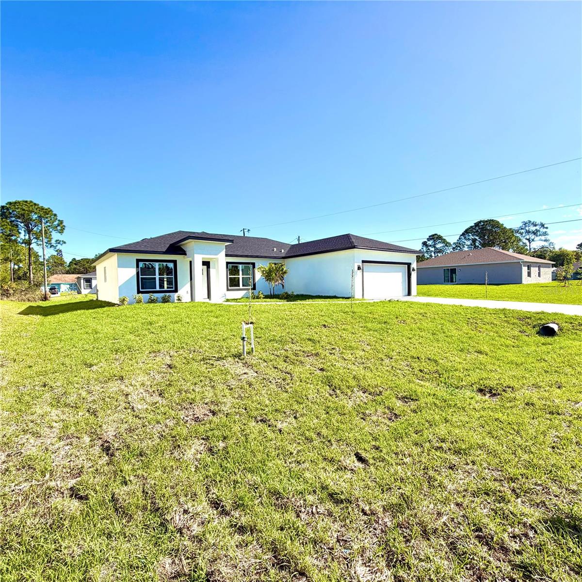 Image 2 of 58 For 487 Alamo Street Se