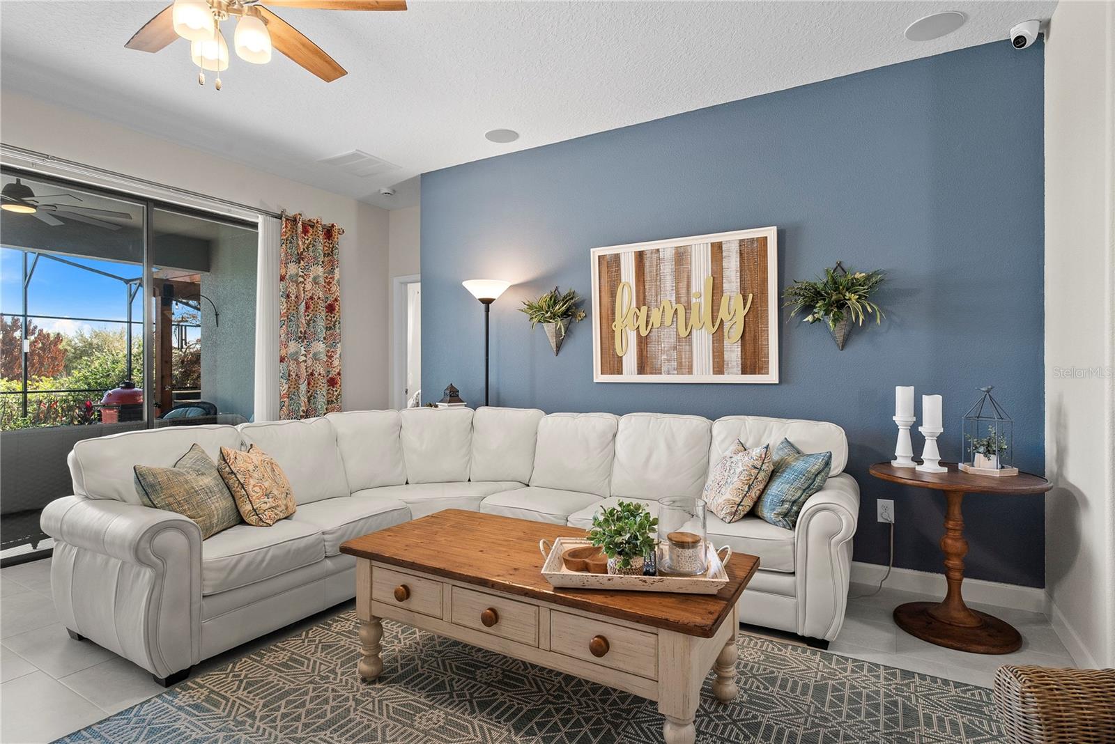 Image 17 of 51 For 1389 Dolphin Head Street