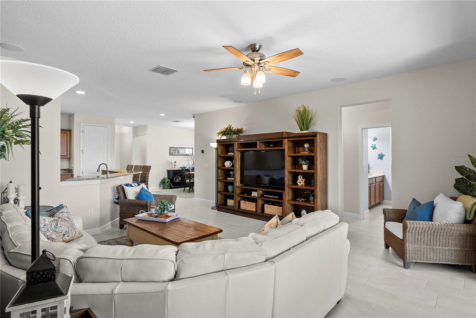 Image 19 of 51 For 1389 Dolphin Head Street