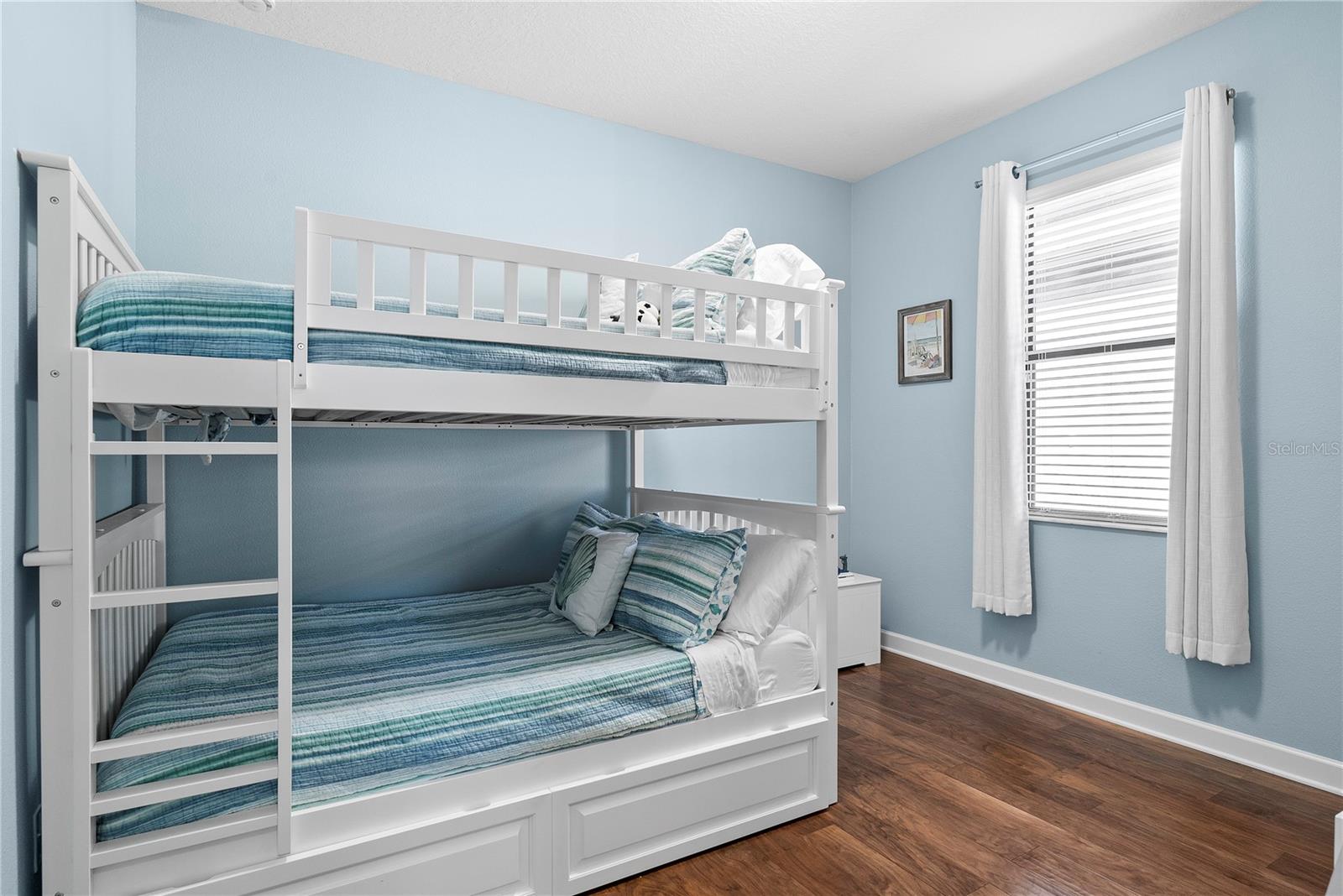 Image 22 of 51 For 1389 Dolphin Head Street