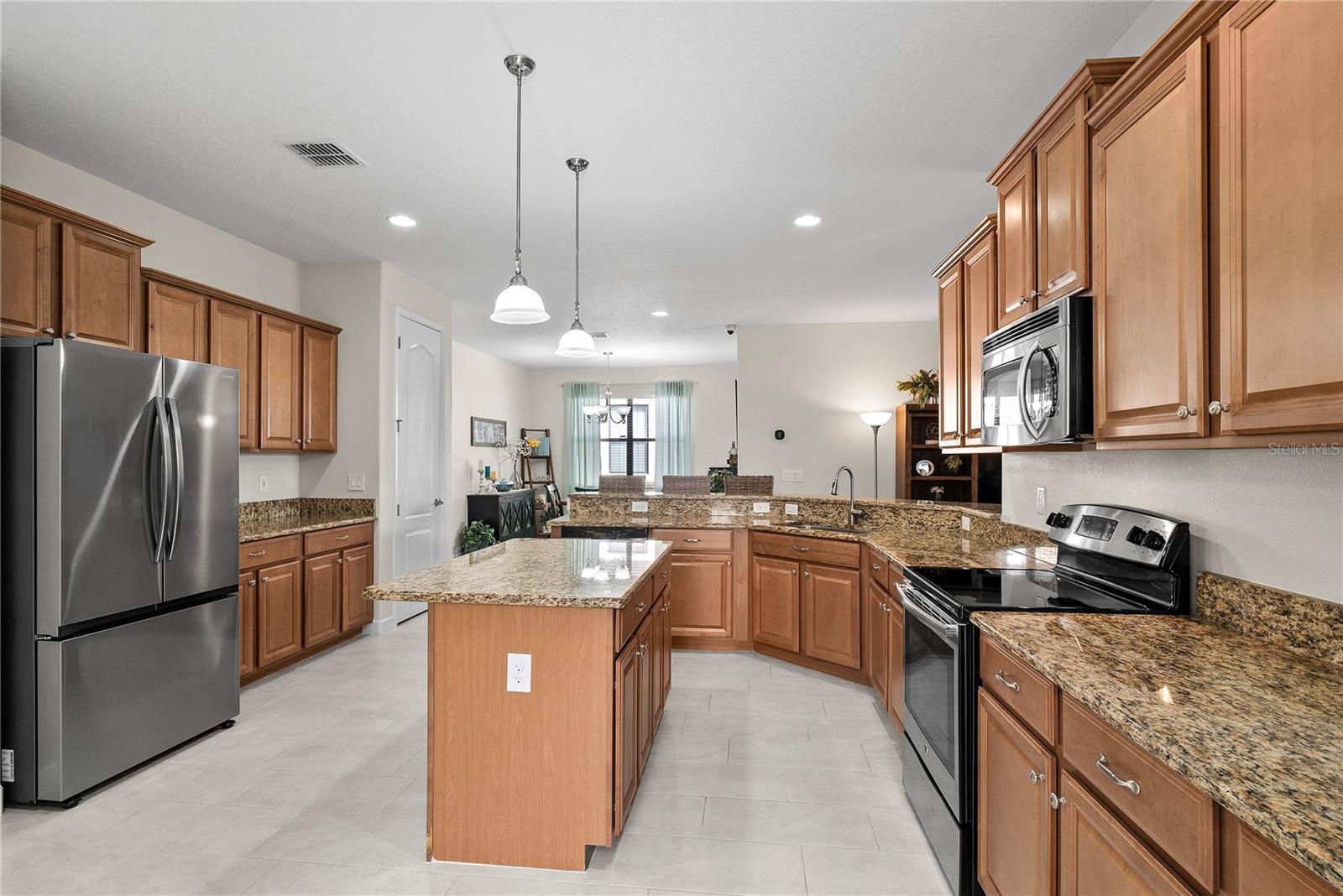 Image 5 of 51 For 1389 Dolphin Head Street