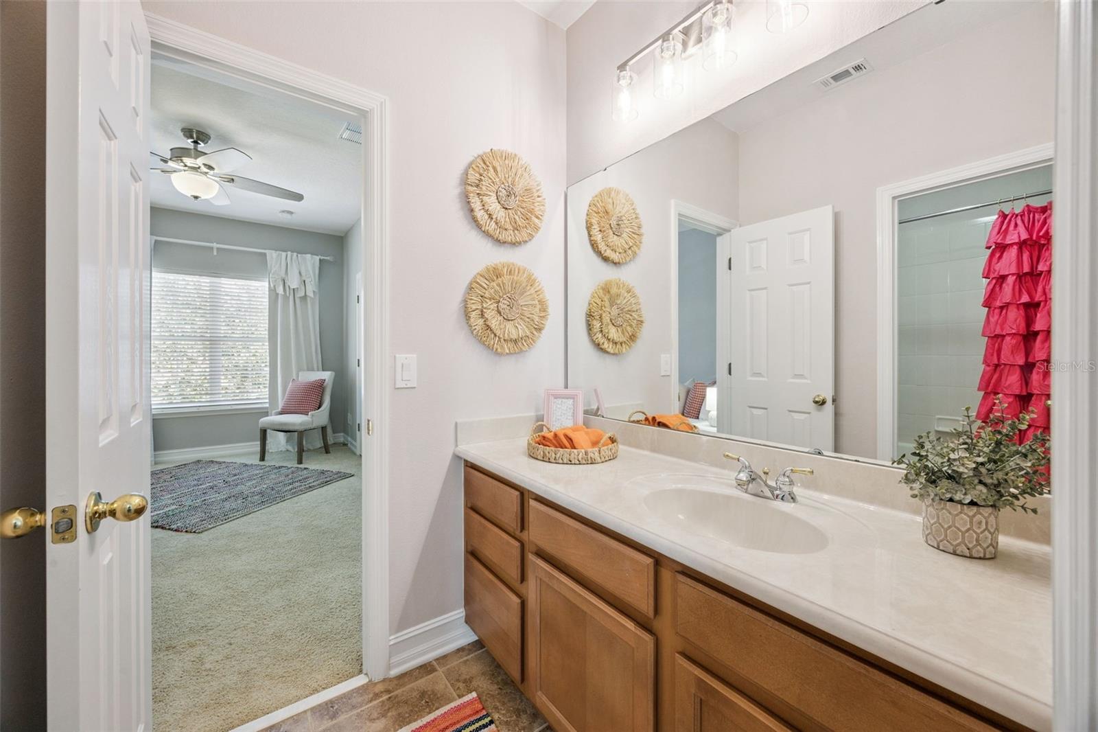 Image 19 of 42 For 2419 Antlia Drive