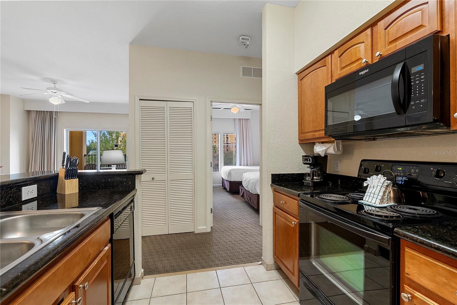 Image 12 of 39 For 8112 Poinciana Boulevard 1306