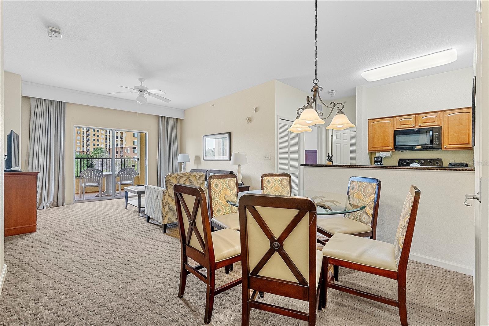 Image 6 of 39 For 8112 Poinciana Boulevard 1306