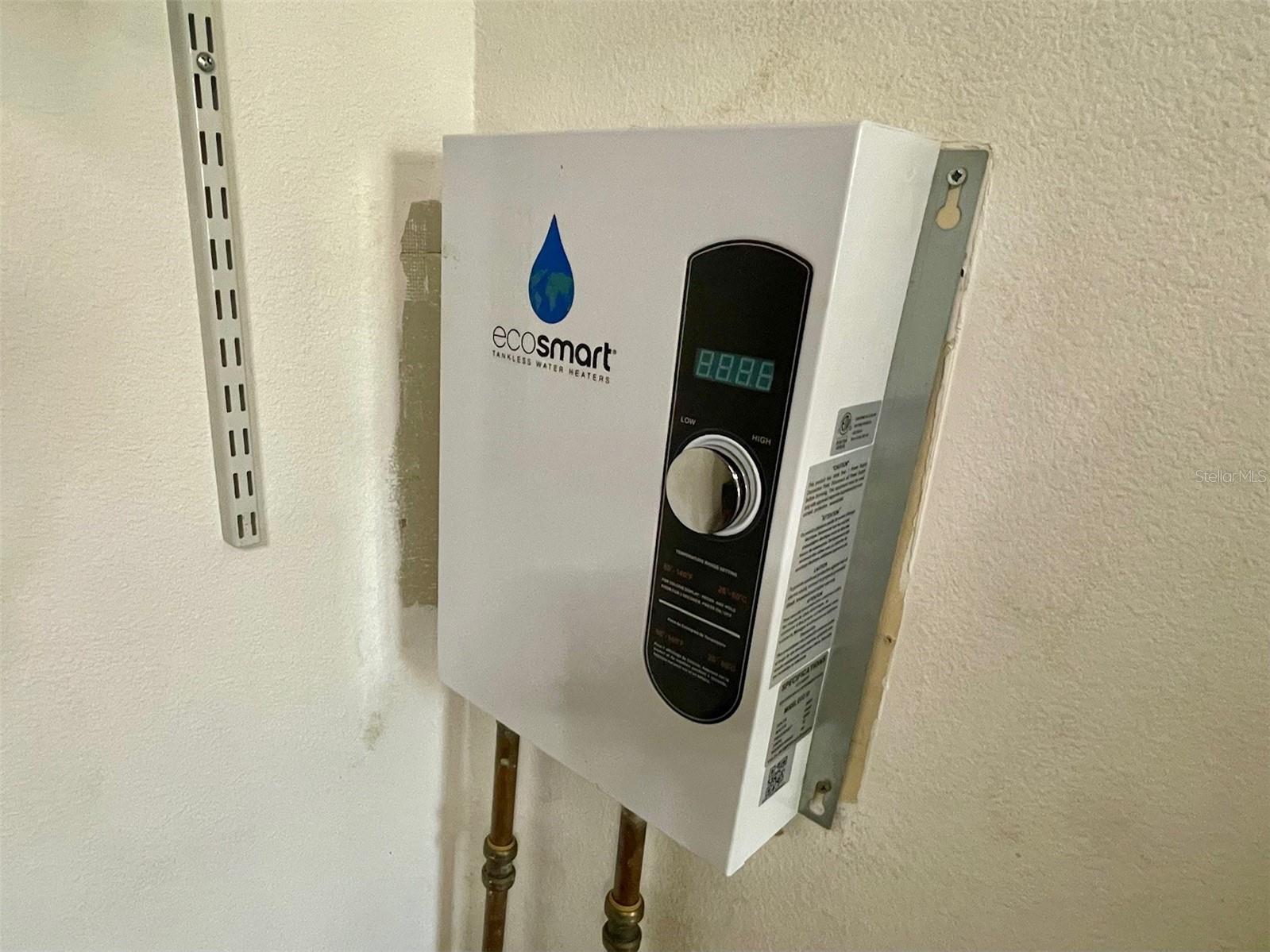 Image 18 of 30 For 2890 Avalona Drive