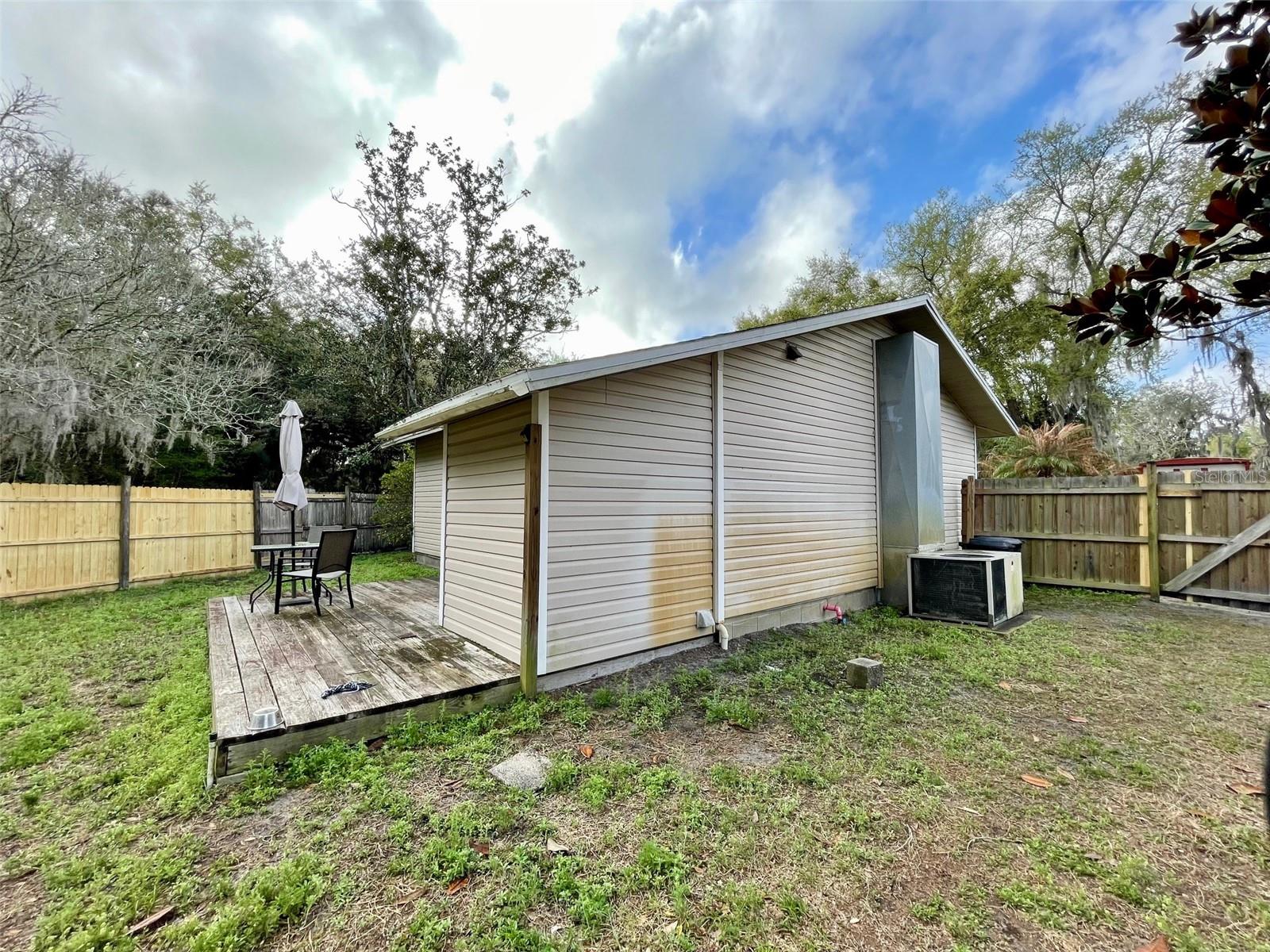 Image 21 of 30 For 2890 Avalona Drive