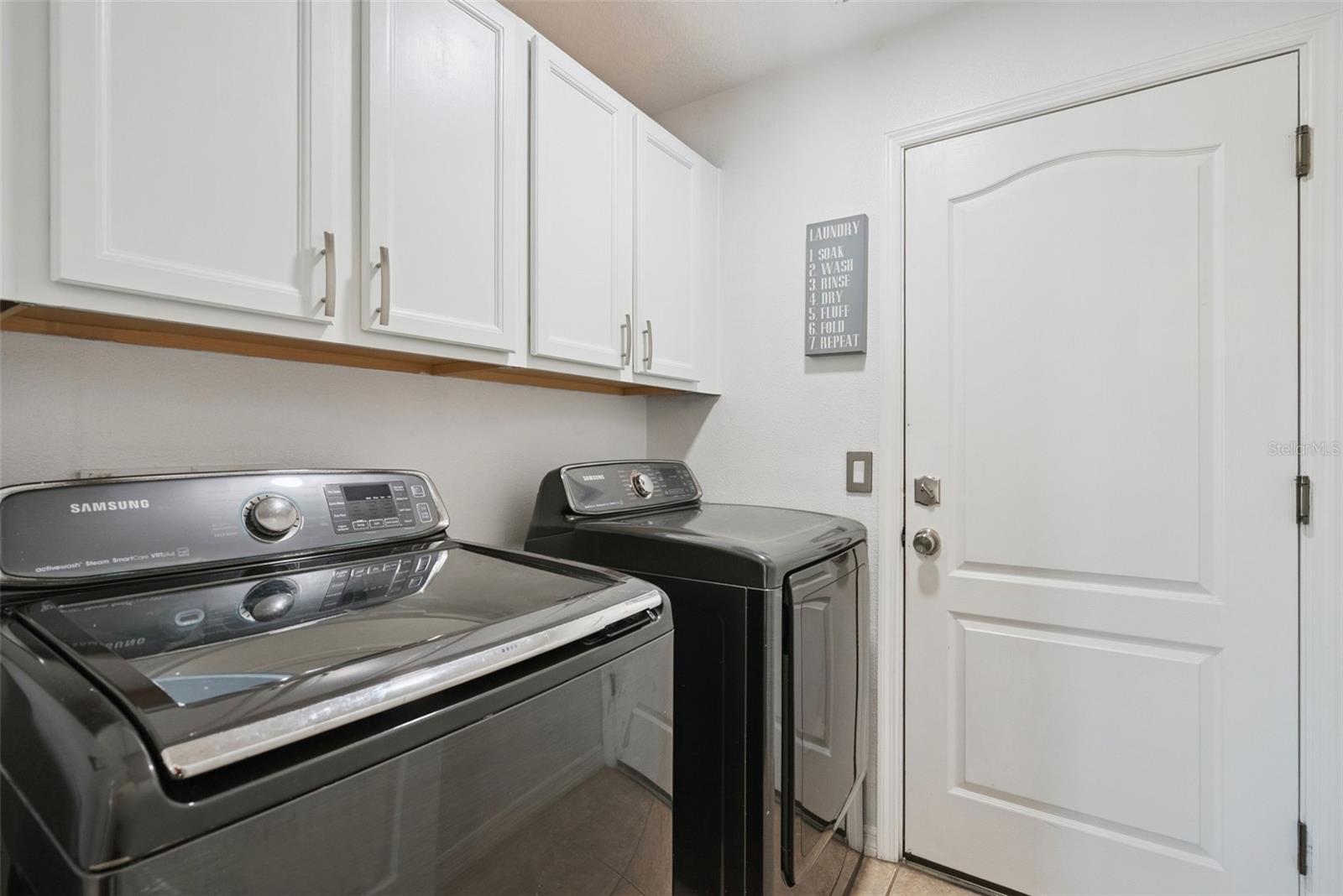 Image 27 of 57 For 1996 Leather Fern Drive