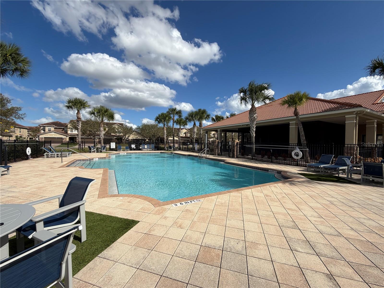 Image 45 of 57 For 1996 Leather Fern Drive