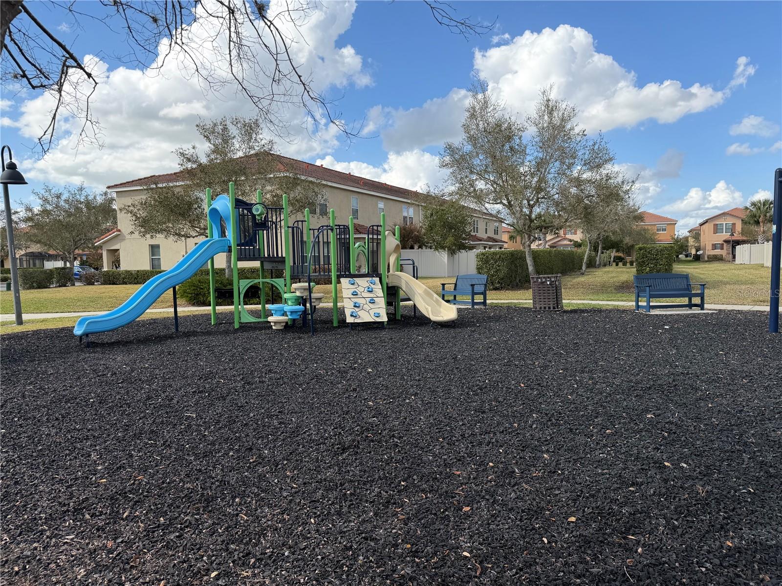 Image 55 of 57 For 1996 Leather Fern Drive