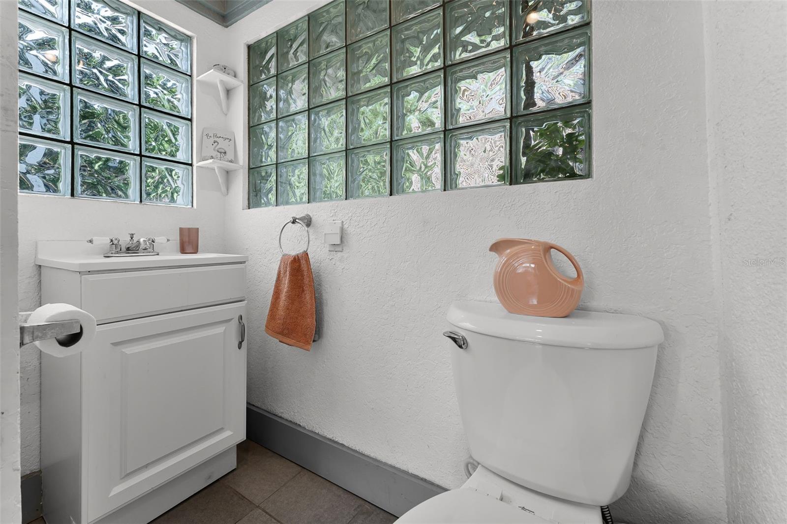 Image 16 of 27 For 110 Brown Avenue