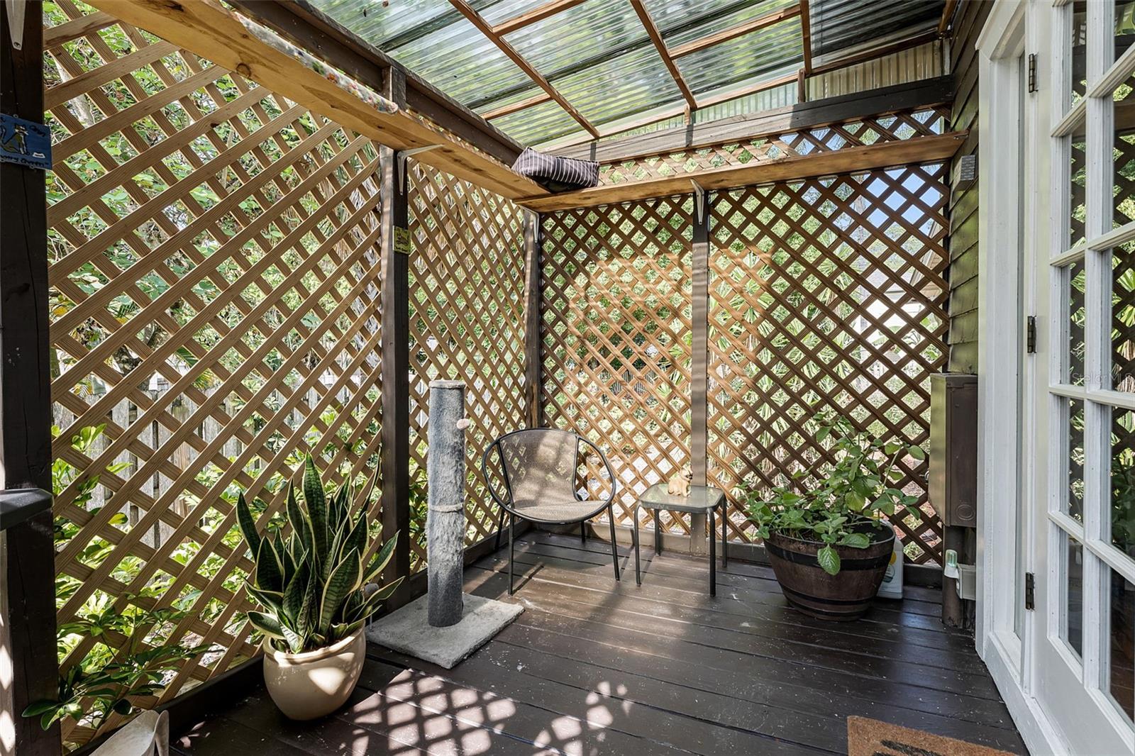 Image 21 of 27 For 110 Brown Avenue