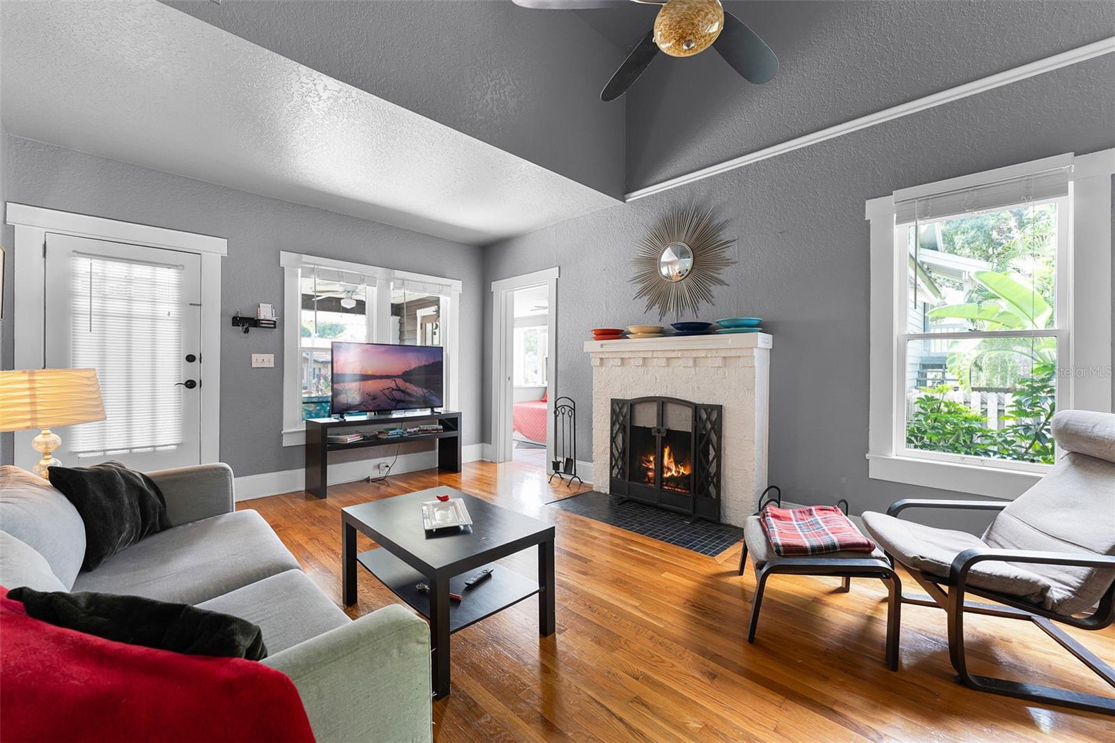 Image 5 of 27 For 110 Brown Avenue