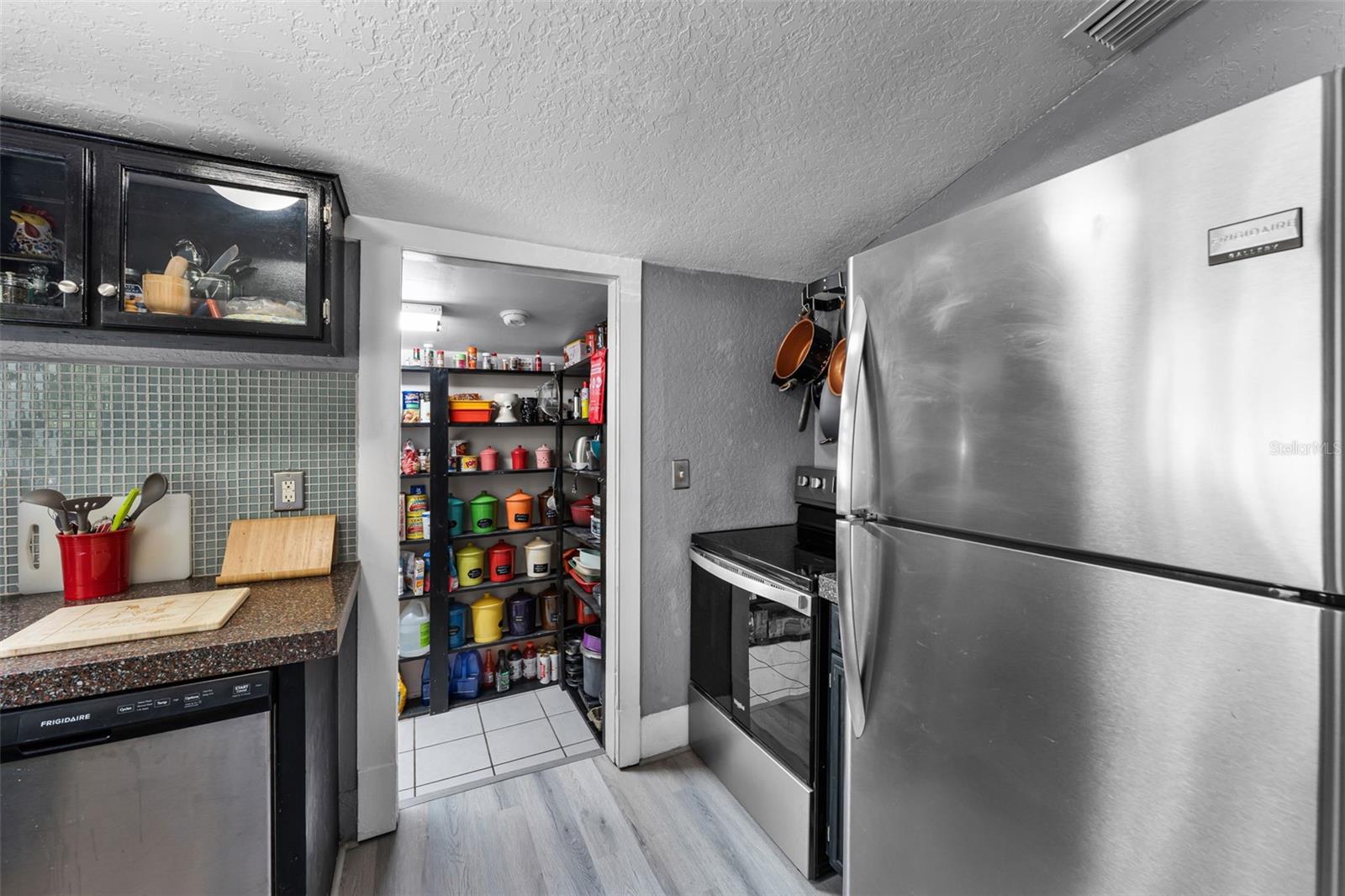 Image 7 of 27 For 110 Brown Avenue