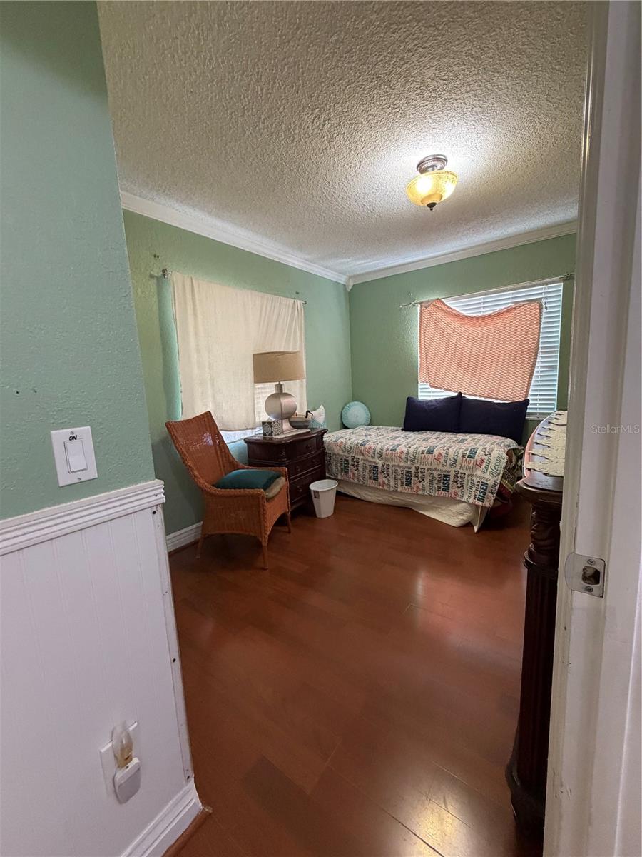 Image 23 of 60 For 39106 Grays Airport Road