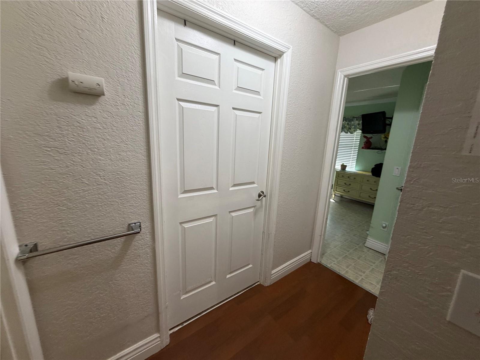 Image 27 of 60 For 39106 Grays Airport Road