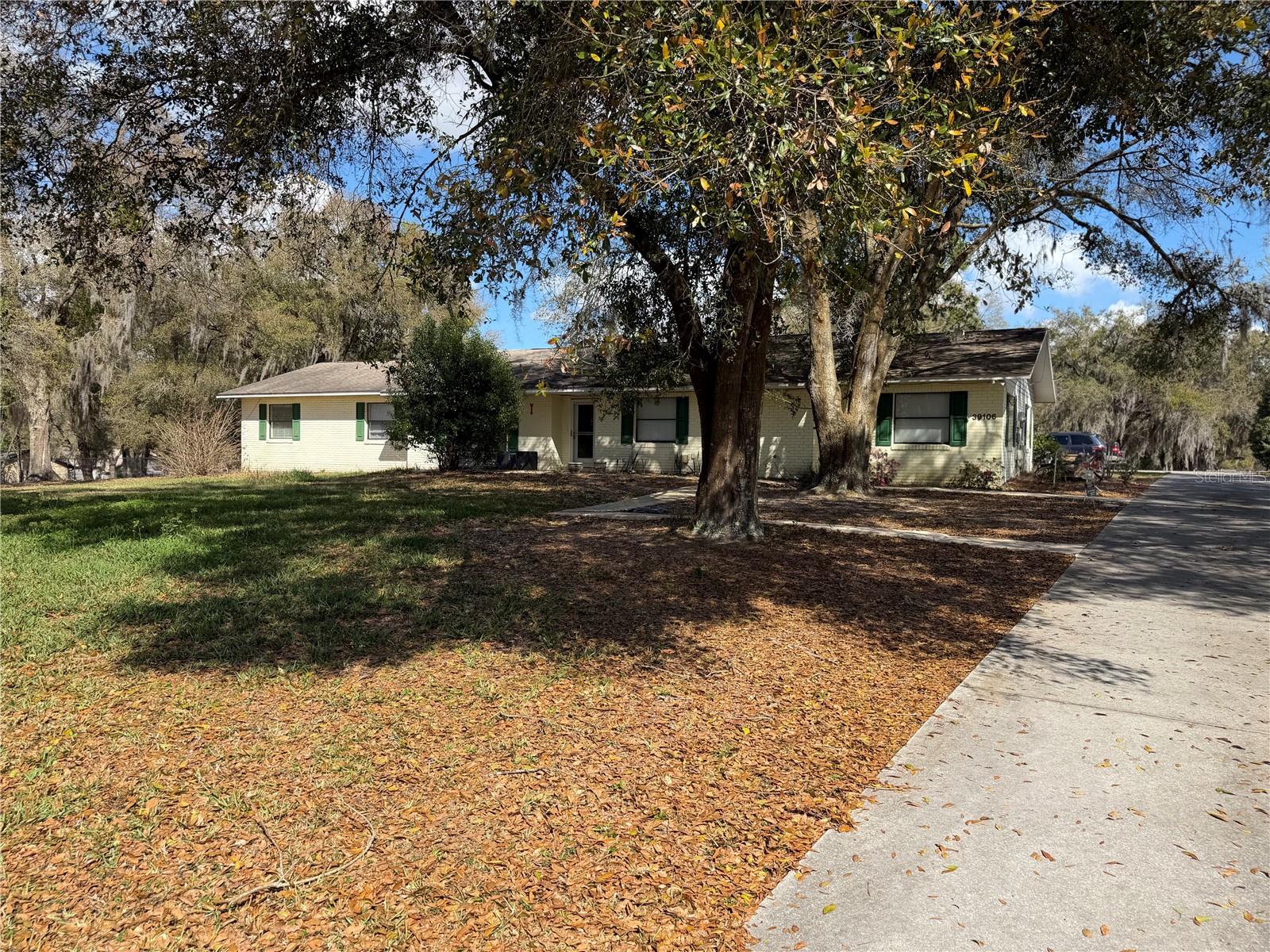 Image 51 of 60 For 39106 Grays Airport Road