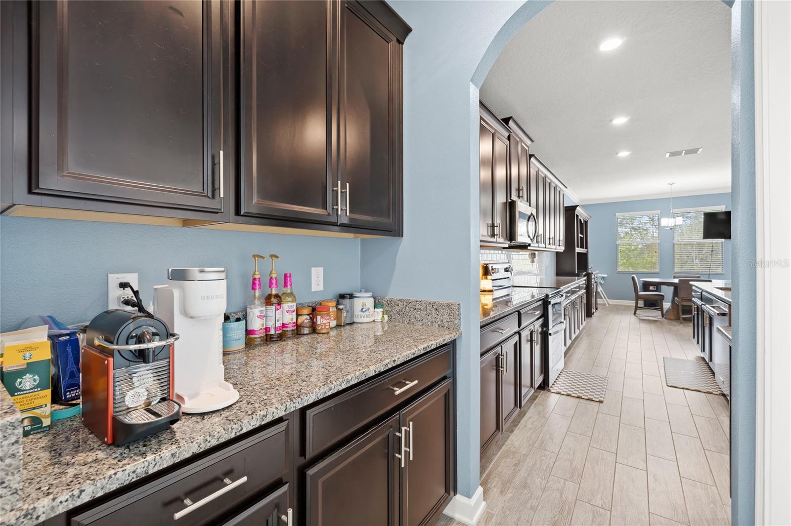 Image 14 of 61 For 5870 Alenlon Way