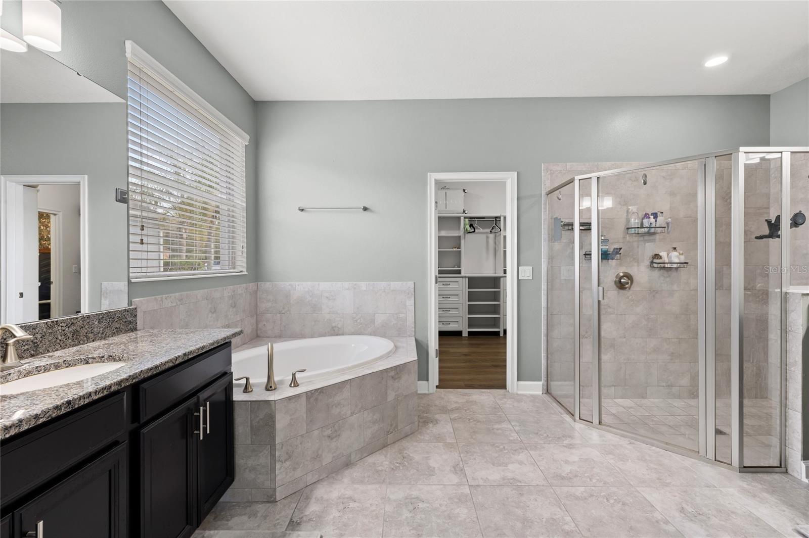 Image 18 of 61 For 5870 Alenlon Way