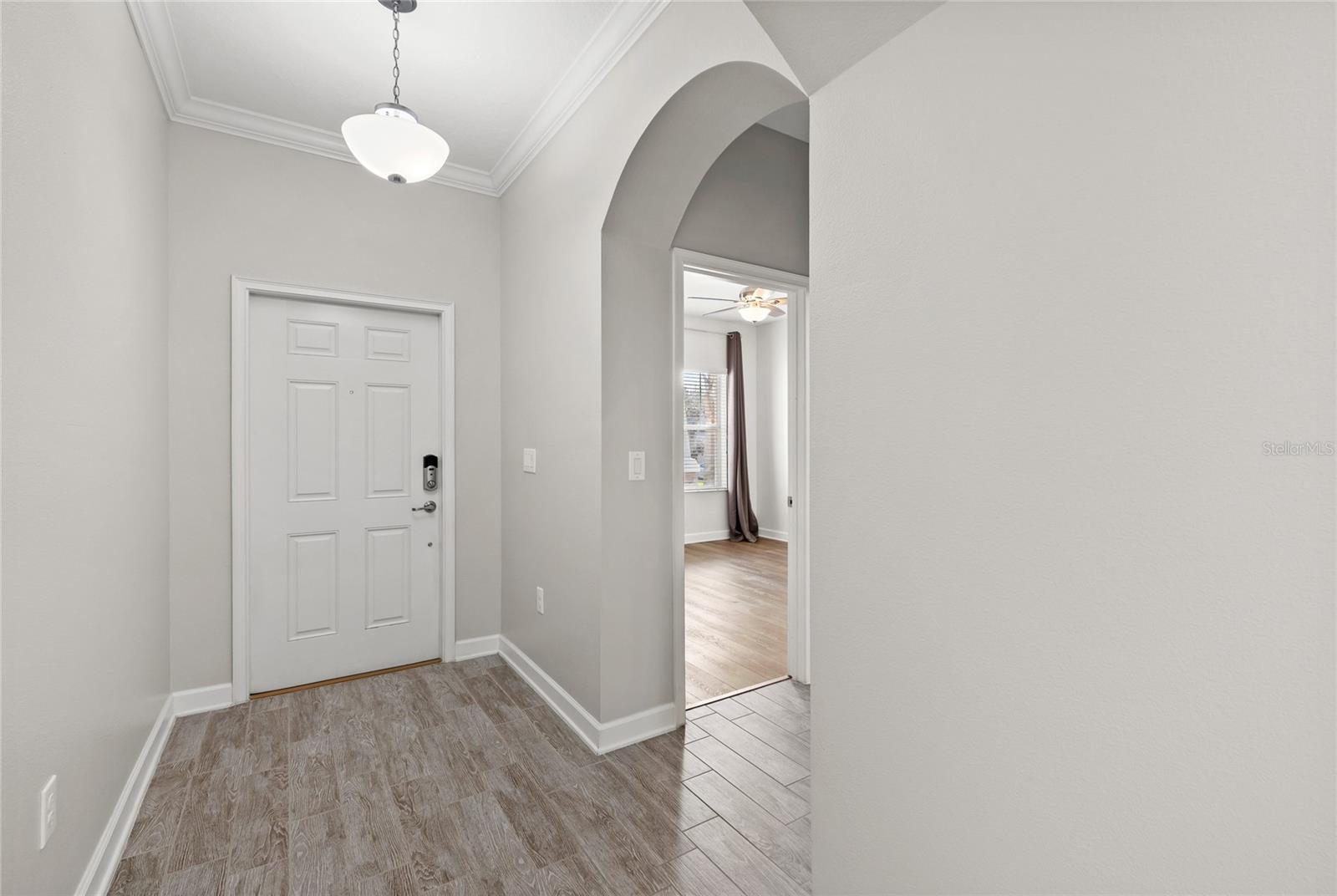 Image 23 of 61 For 5870 Alenlon Way