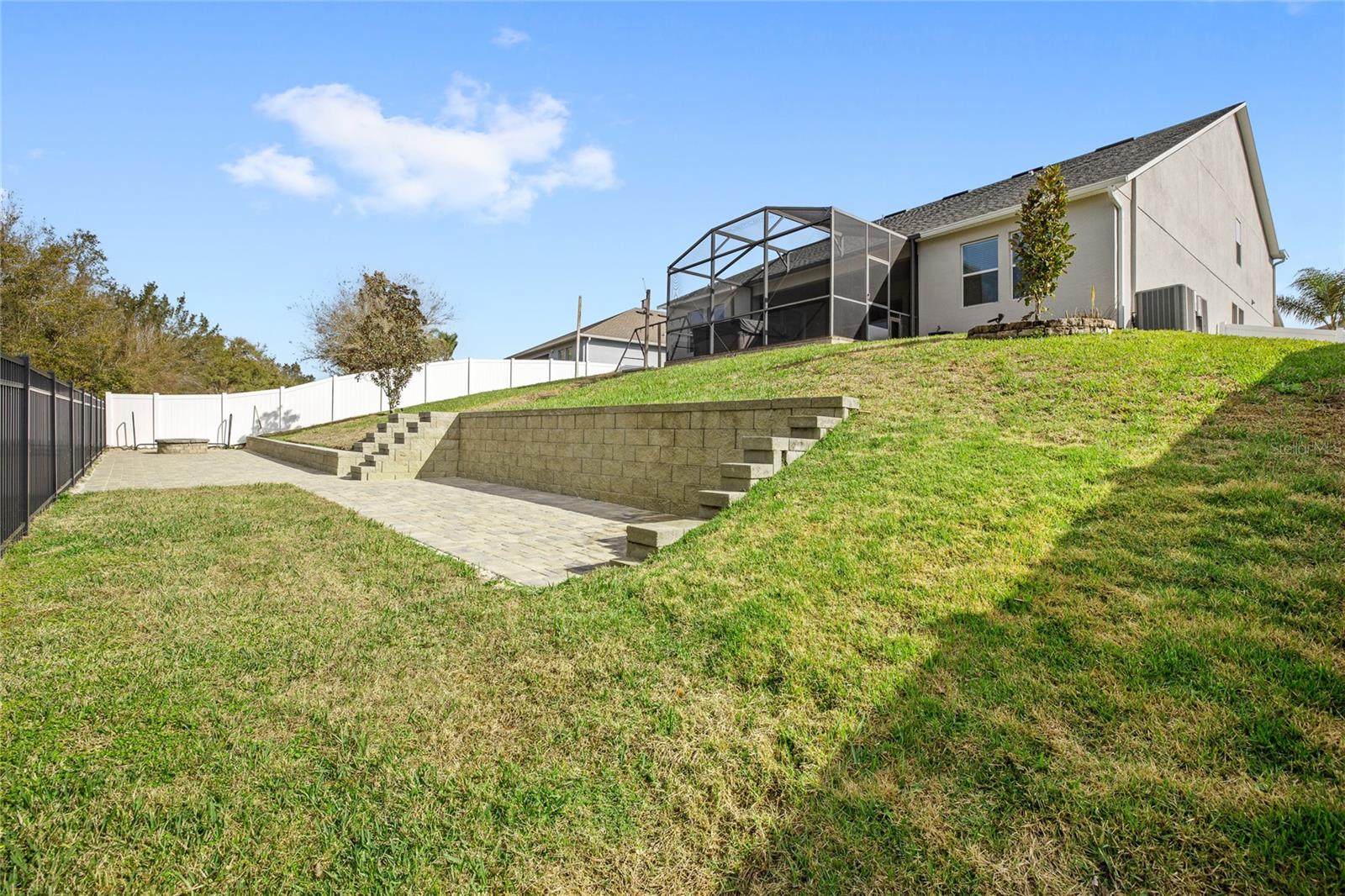 Image 3 of 61 For 5870 Alenlon Way