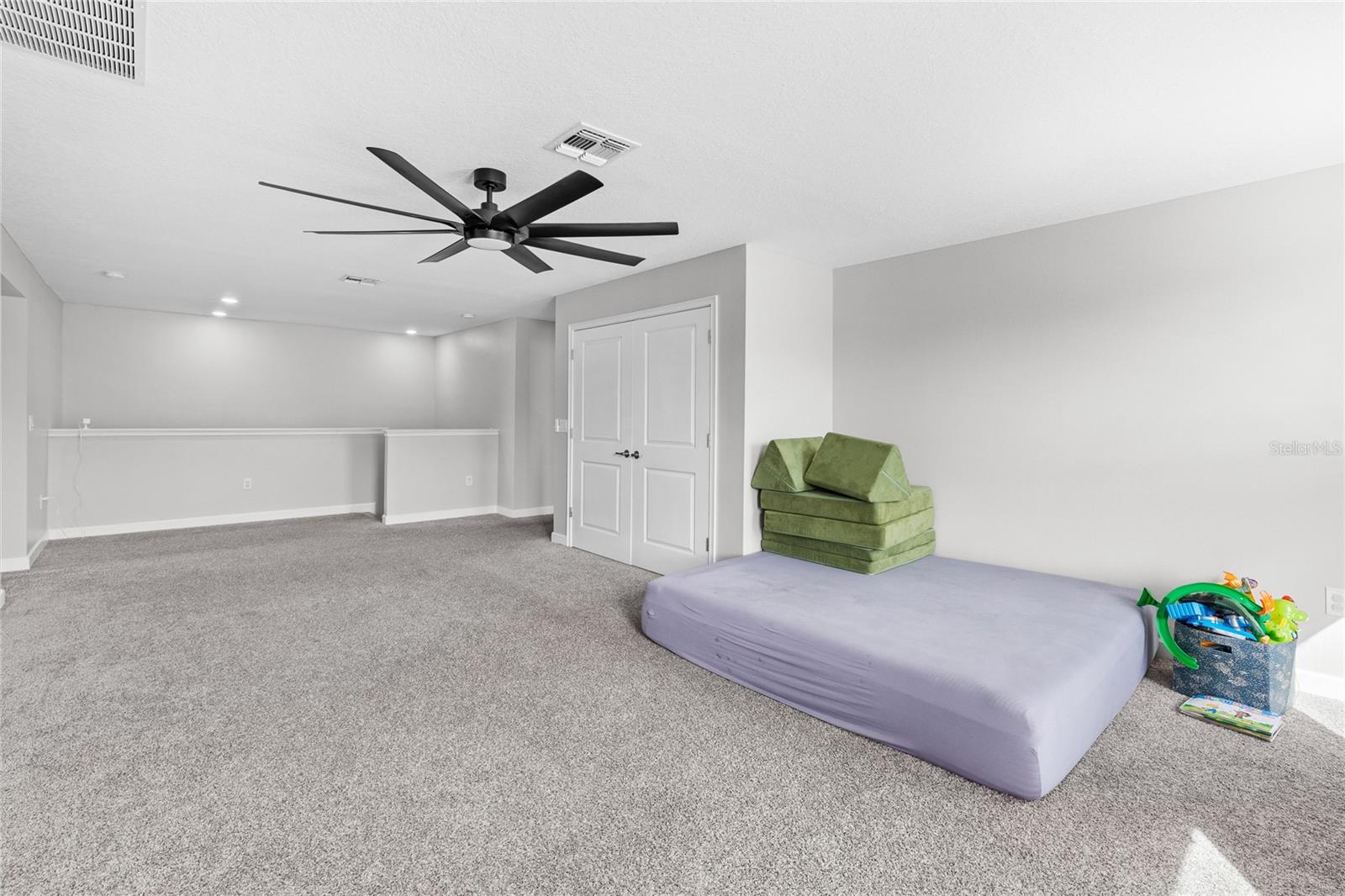 Image 30 of 61 For 5870 Alenlon Way