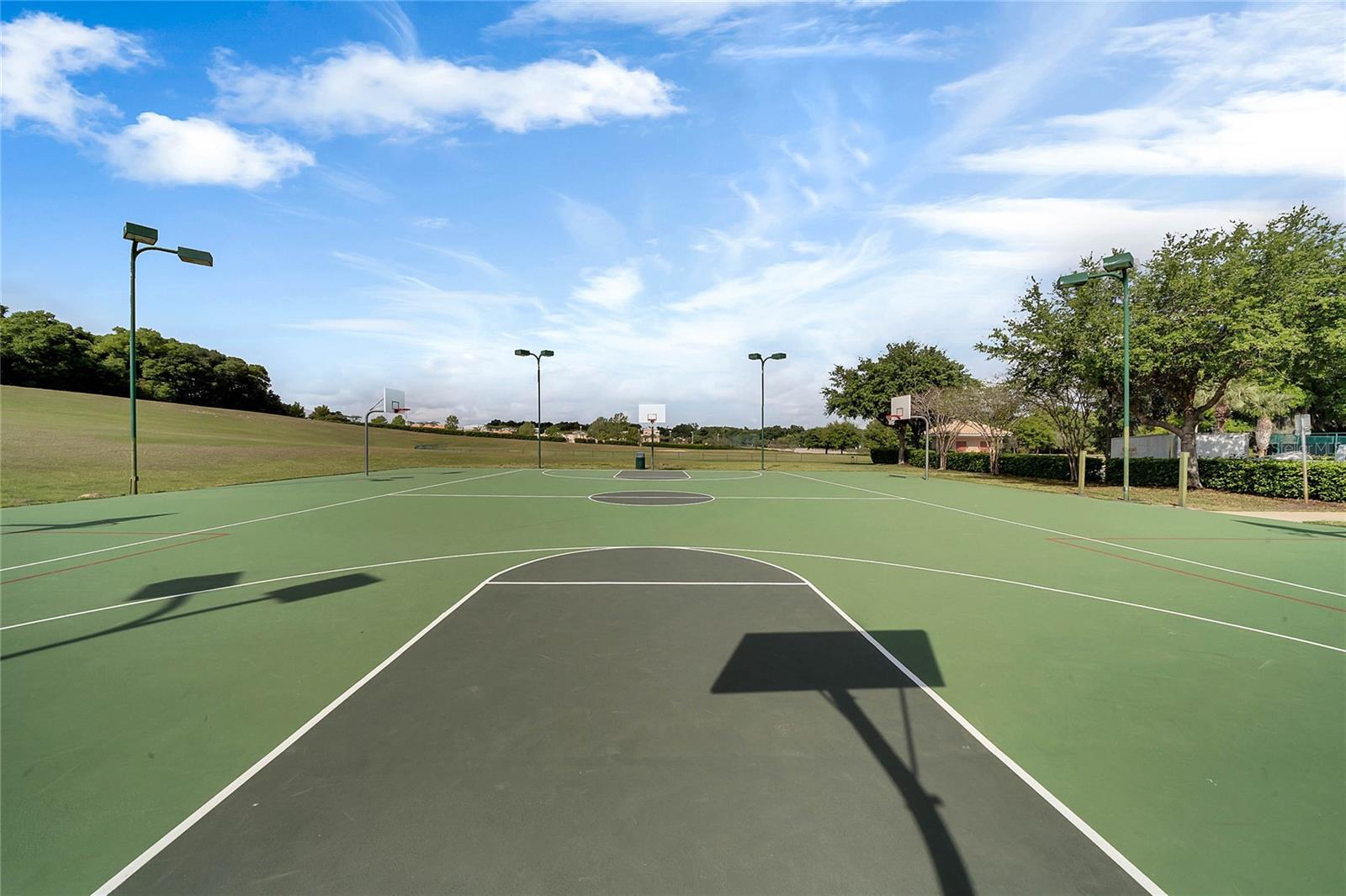 Image 48 of 61 For 5870 Alenlon Way