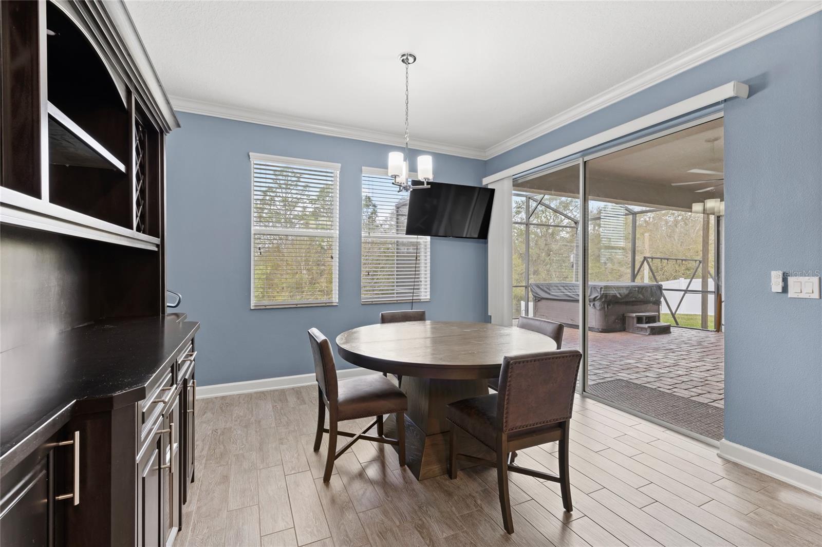 Image 9 of 61 For 5870 Alenlon Way