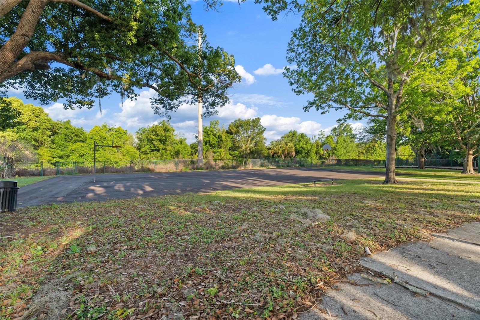 Image 29 of 30 For 147 Sandalwood Way