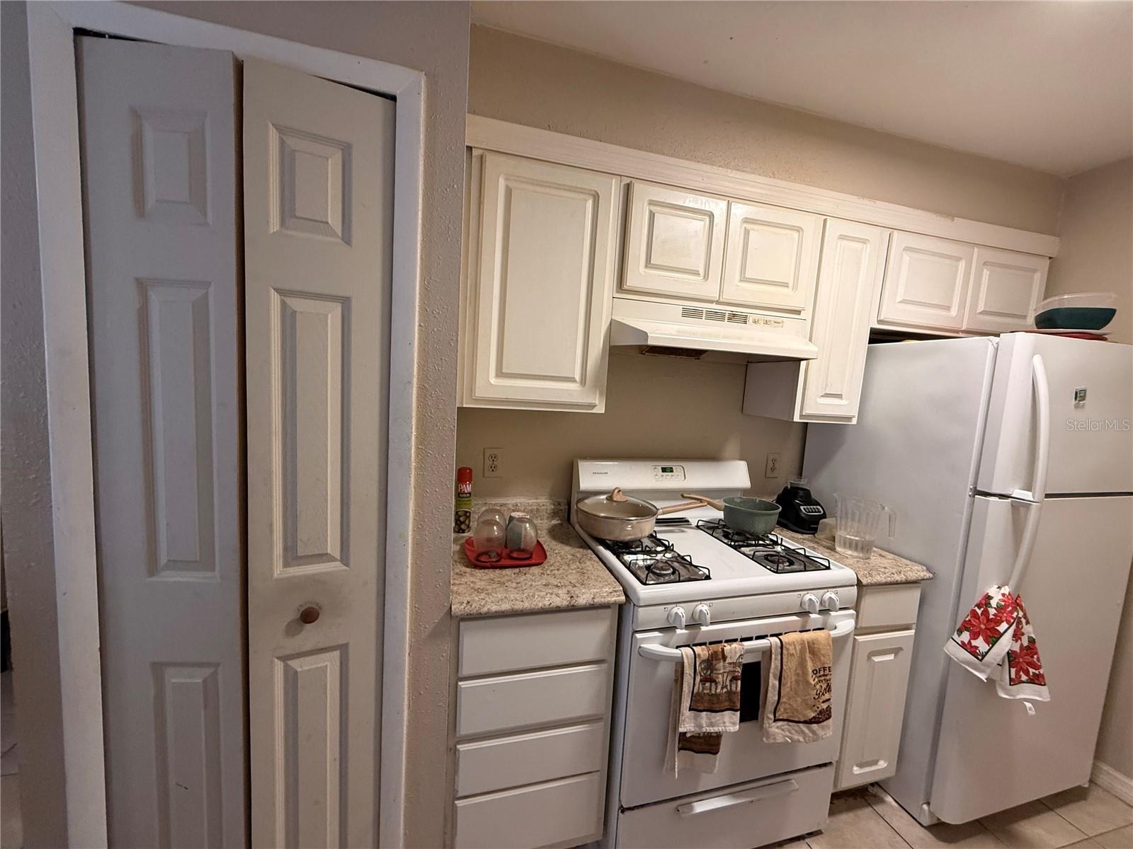 Image 32 of 46 For 3243 & 3245 Split Willow Drive