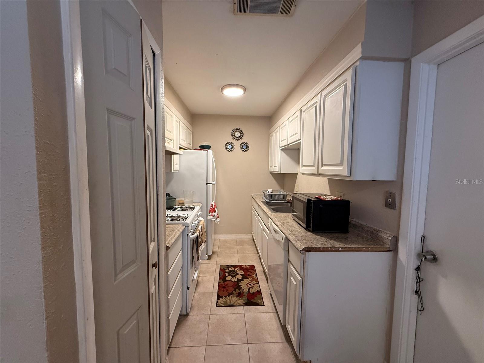 Image 35 of 46 For 3243 & 3245 Split Willow Drive