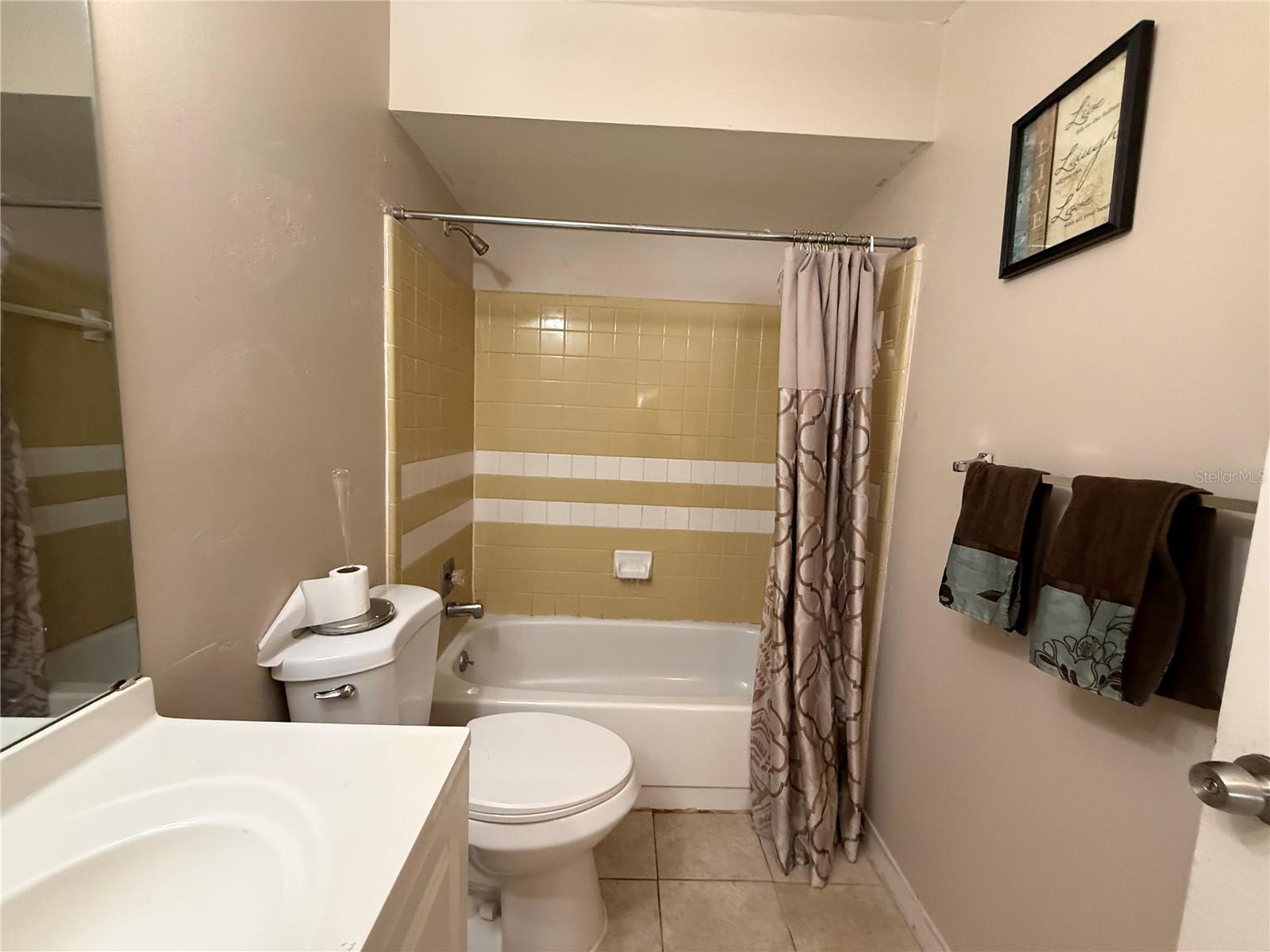 Image 37 of 46 For 3243 & 3245 Split Willow Drive