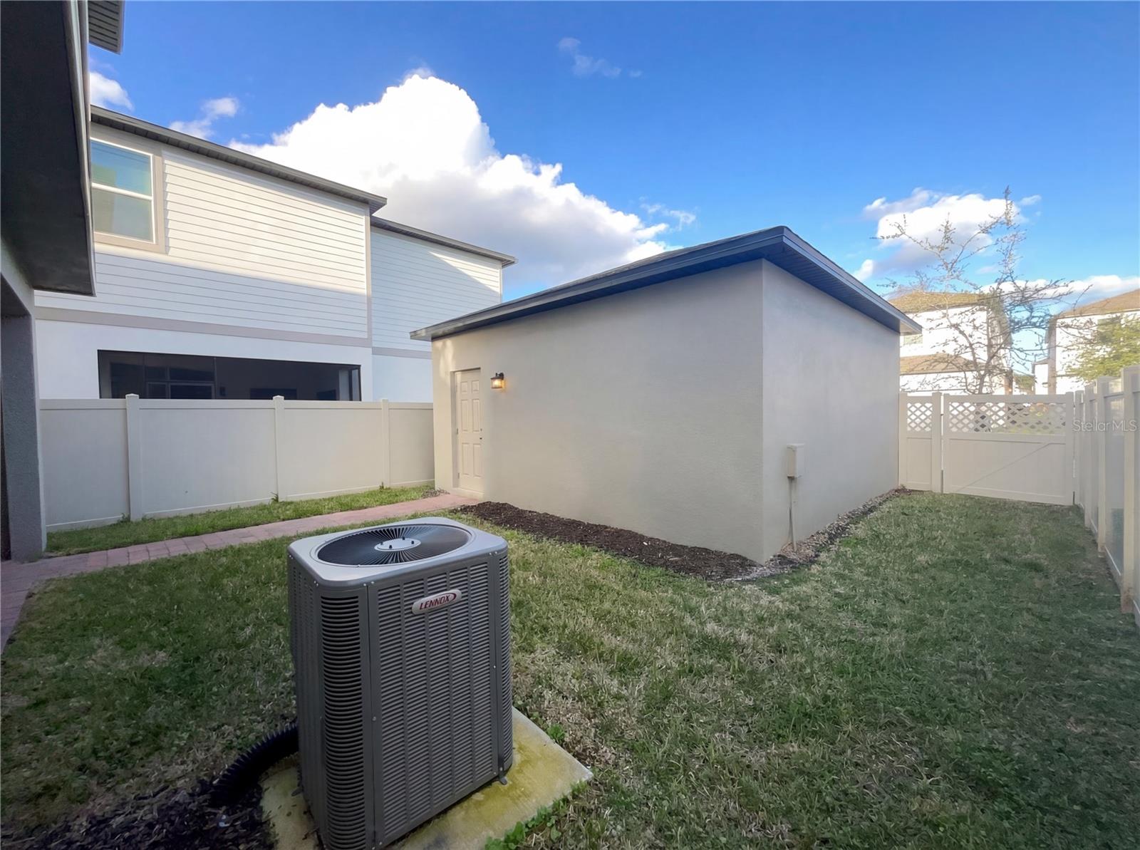 Image 18 of 38 For 13837 Lanyard Way