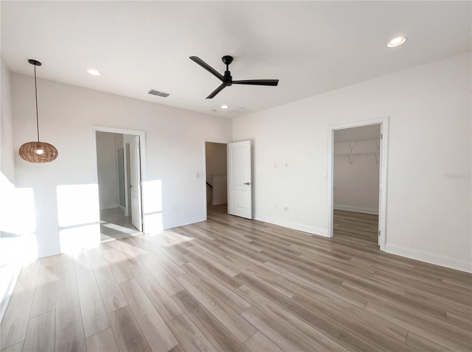 Image 4 of 38 For 13837 Lanyard Way