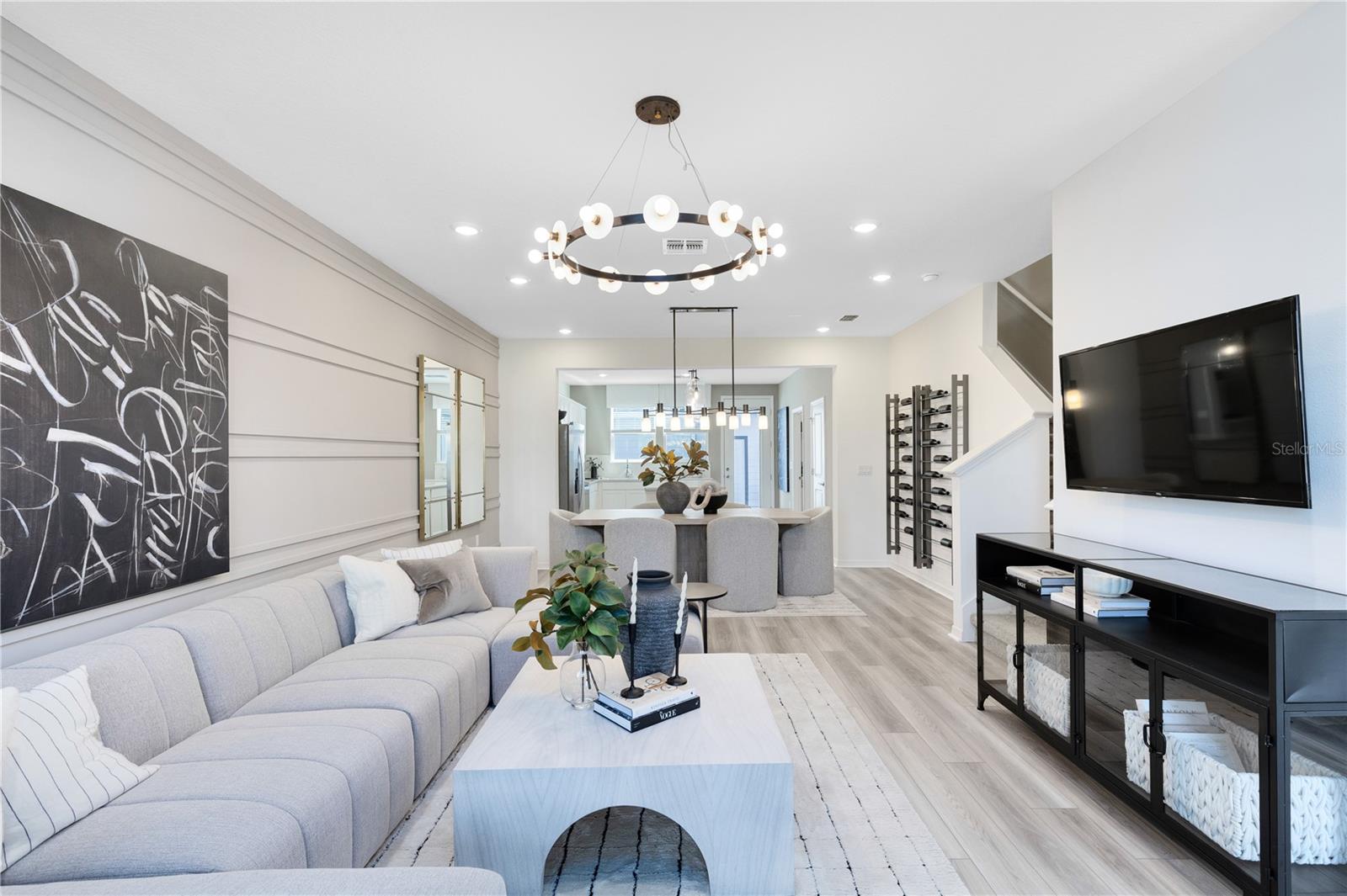 Image 13 of 31 For 10136 Hadley Street