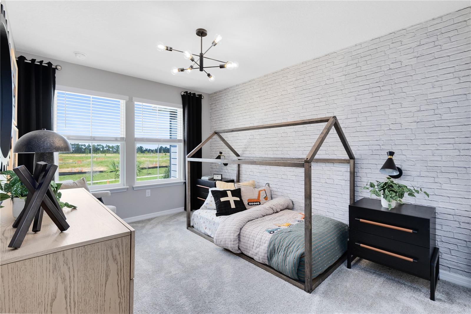 Image 23 of 31 For 10136 Hadley Street