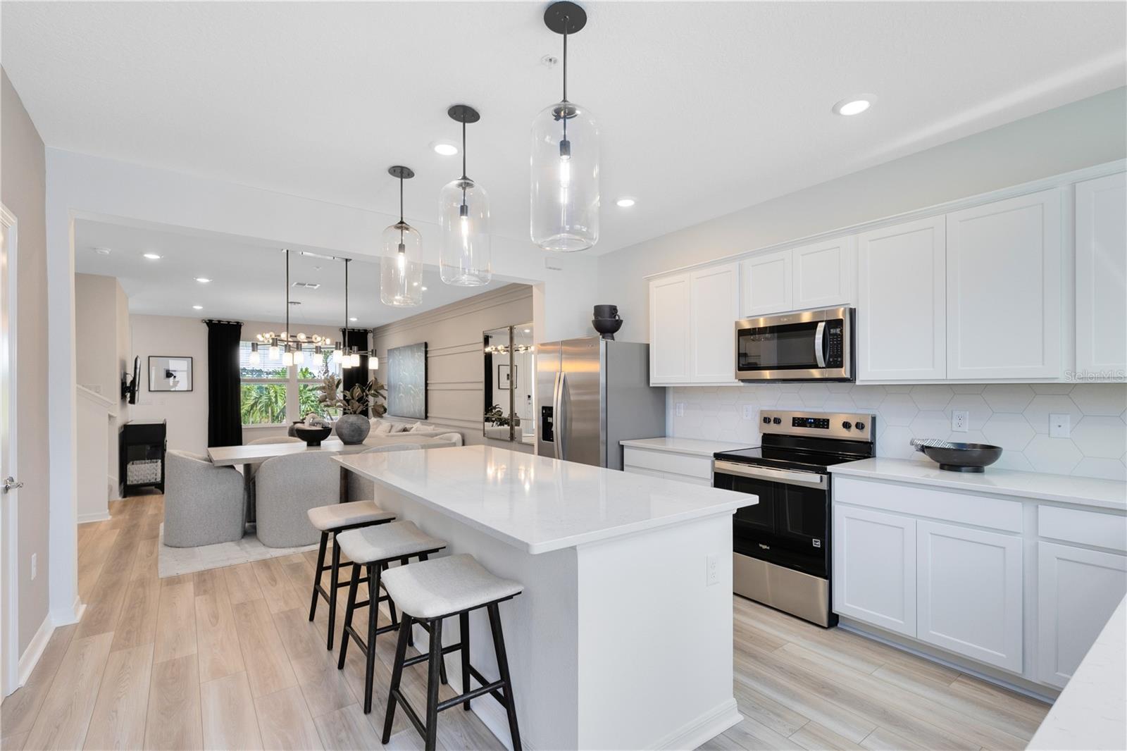 Image 7 of 31 For 10136 Hadley Street