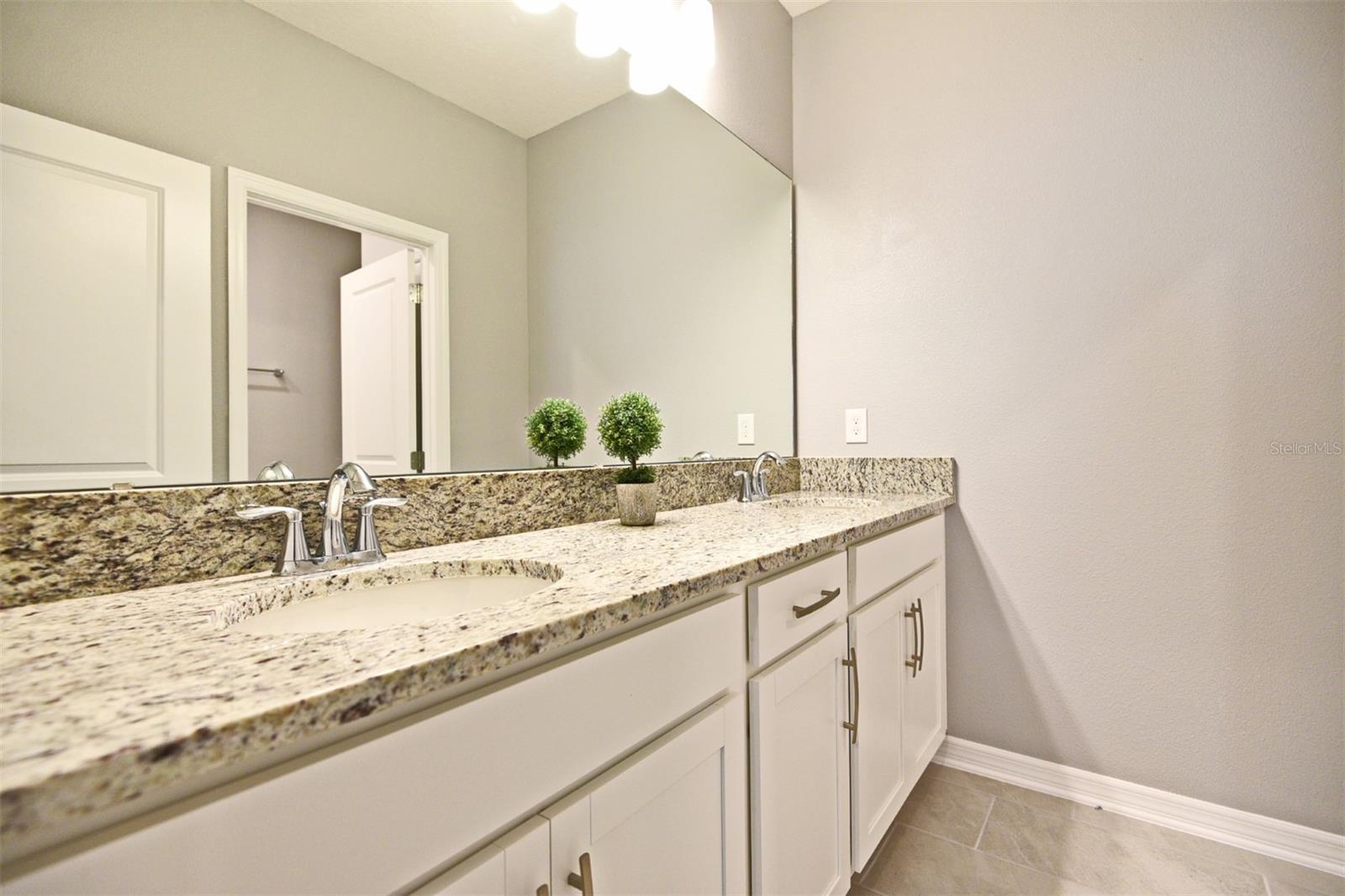 Image 26 of 44 For 607 Cheval Lane