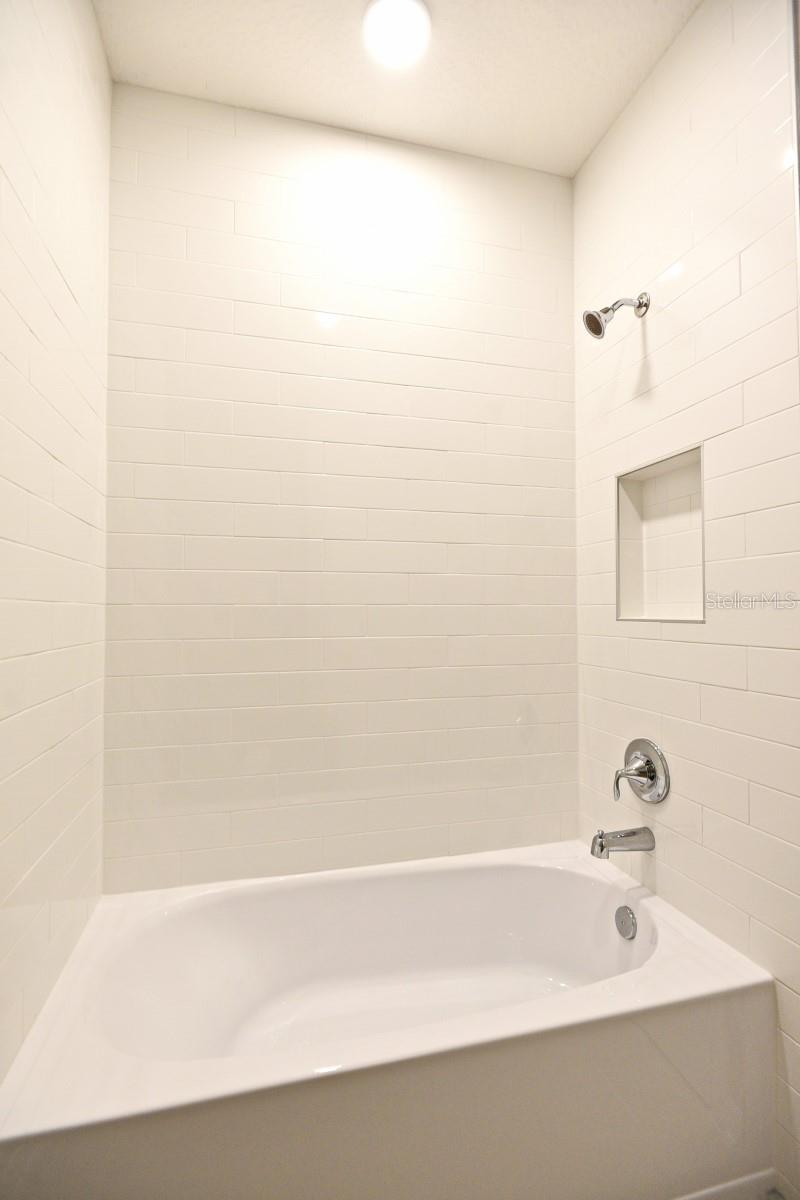 Image 27 of 44 For 607 Cheval Lane