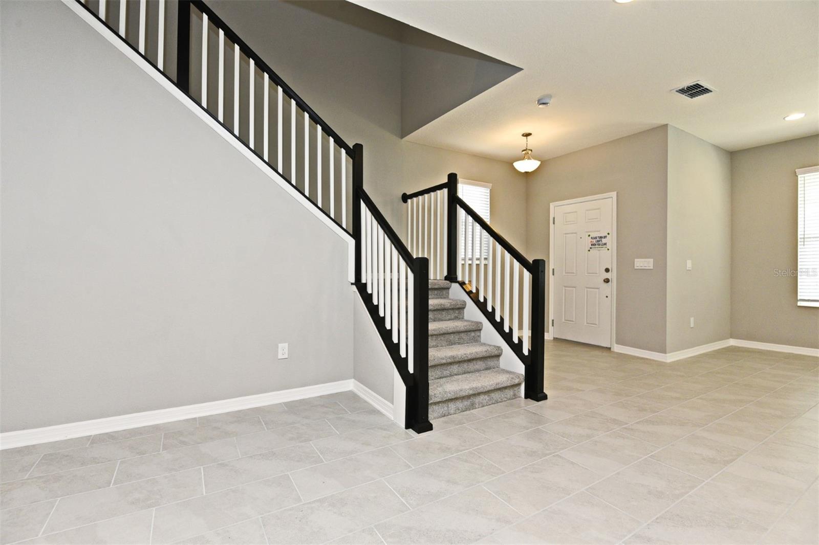 Image 3 of 44 For 607 Cheval Lane