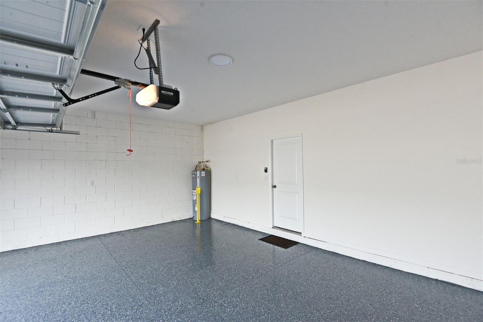 Image 32 of 44 For 607 Cheval Lane