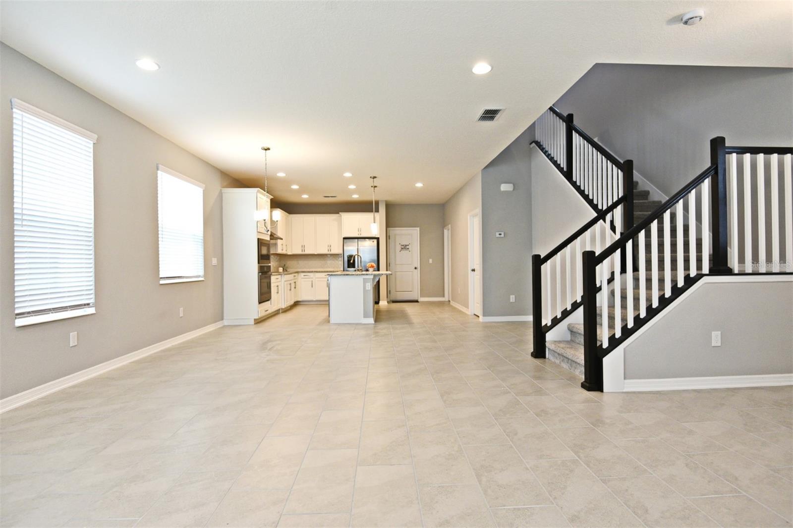 Image 5 of 44 For 607 Cheval Lane