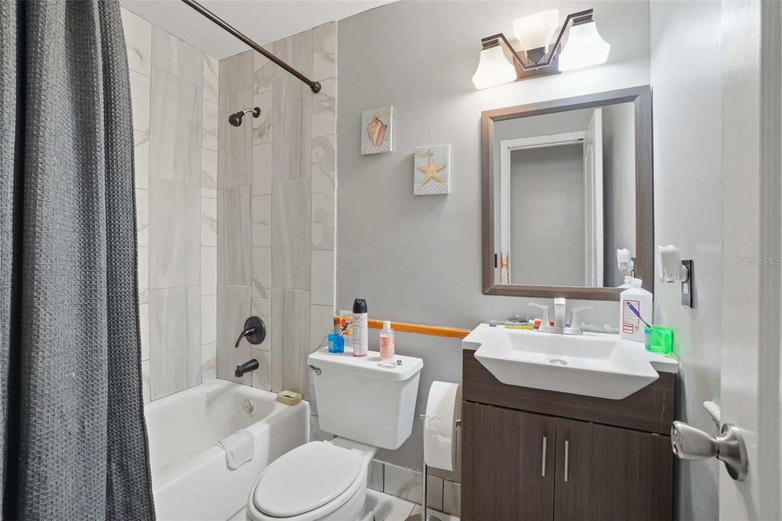 Image 18 of 34 For 4665 Piedmont Court