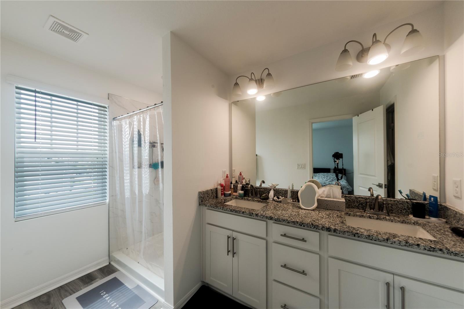 Image 33 of 38 For 1054 Heirloom Drive