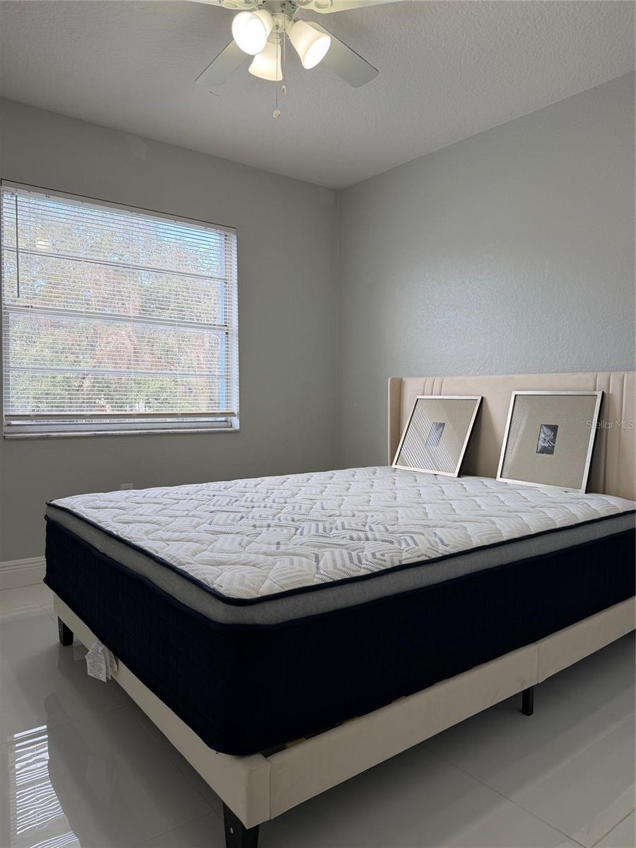 Image 4 of 8 For 2549 Alafaya Trail 96