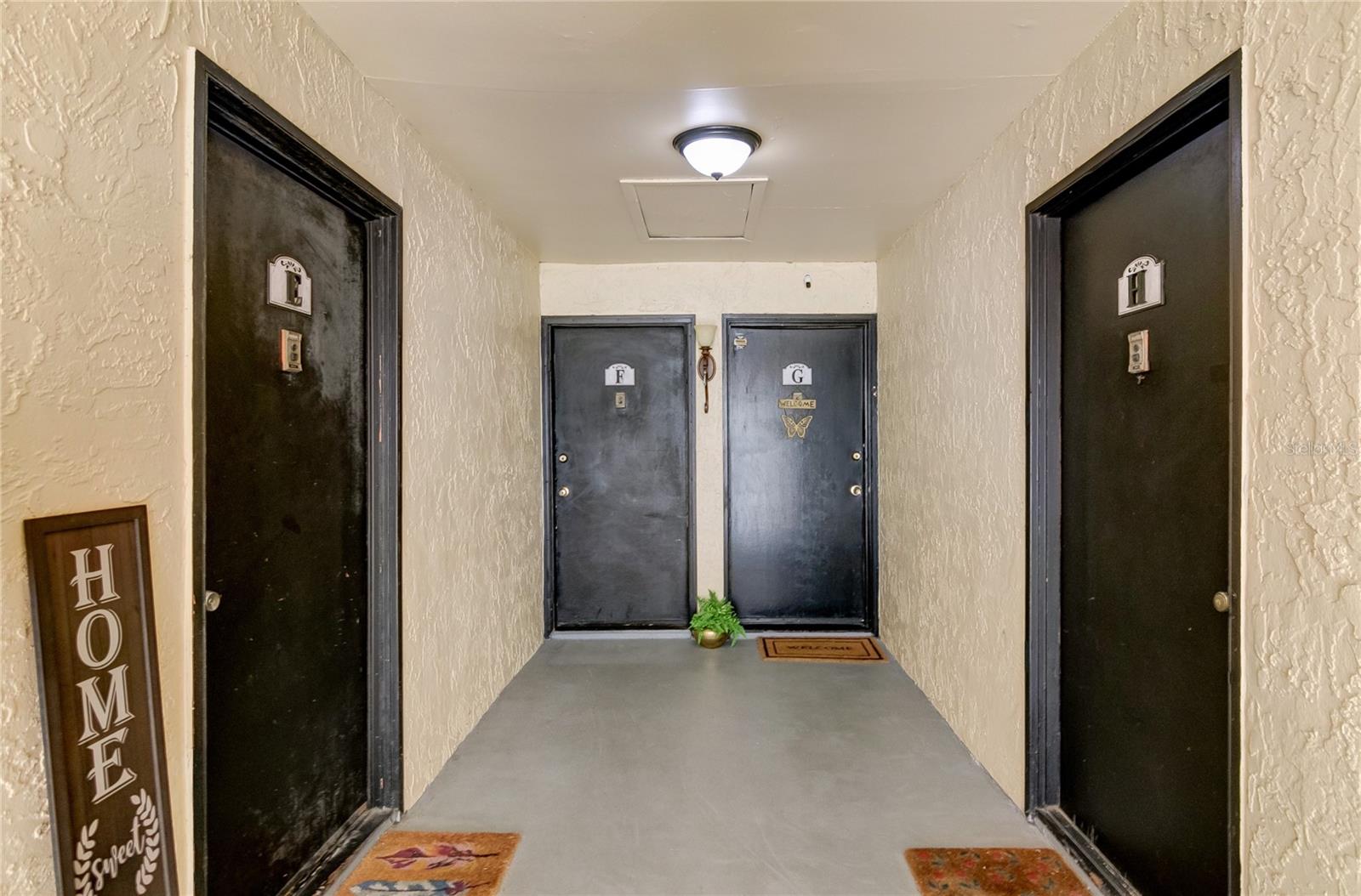 Image 2 of 17 For 944 Lake Destiny Road F