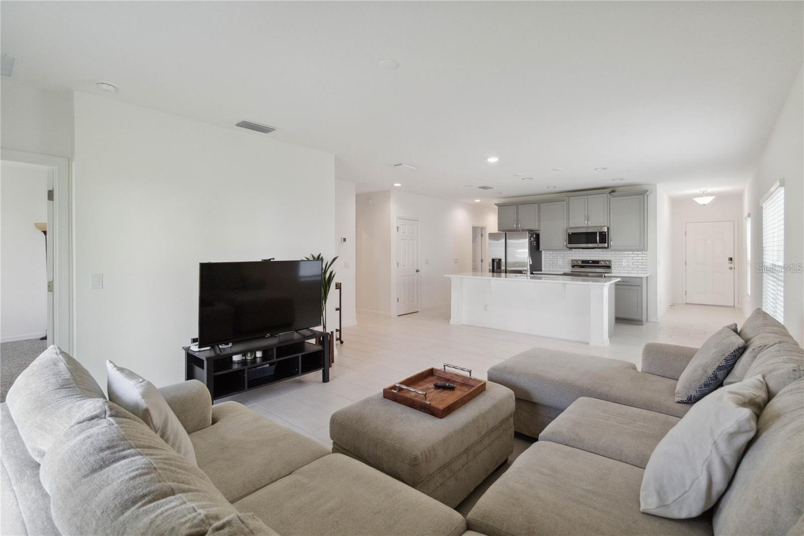 Image 9 of 28 For 1833 Ross Hammock Avenue