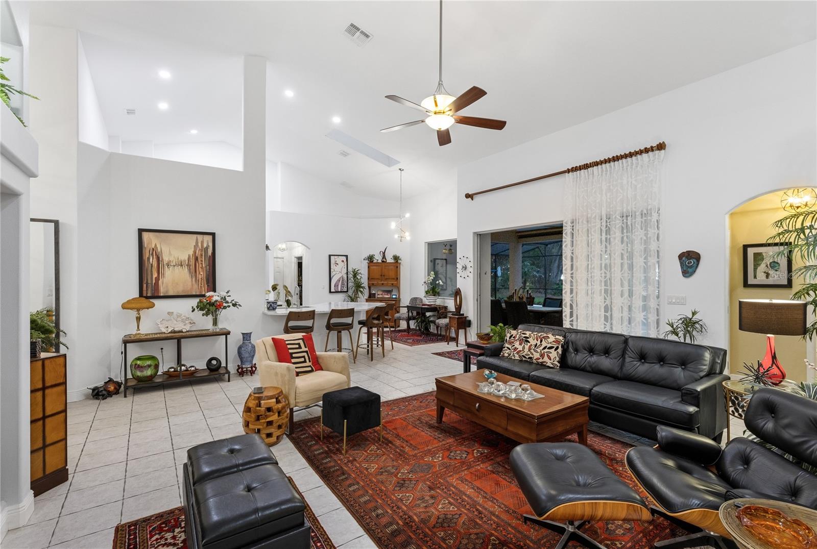 Image 12 of 61 For 4846 Calasans Avenue