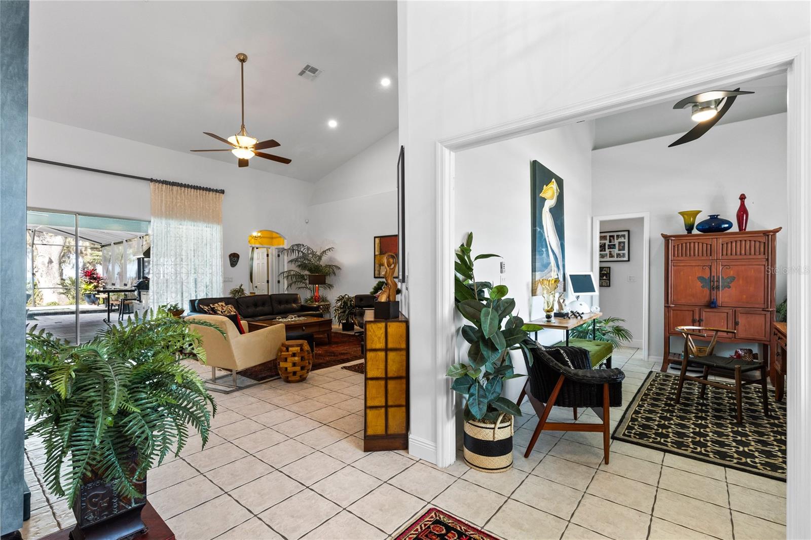 Image 19 of 61 For 4846 Calasans Avenue