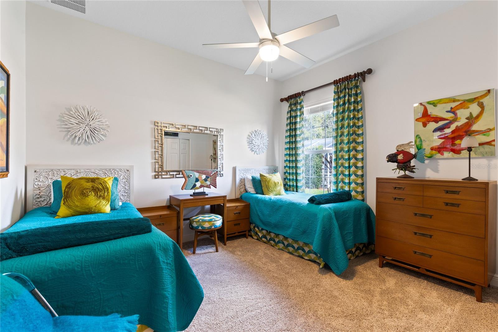 Image 25 of 61 For 4846 Calasans Avenue